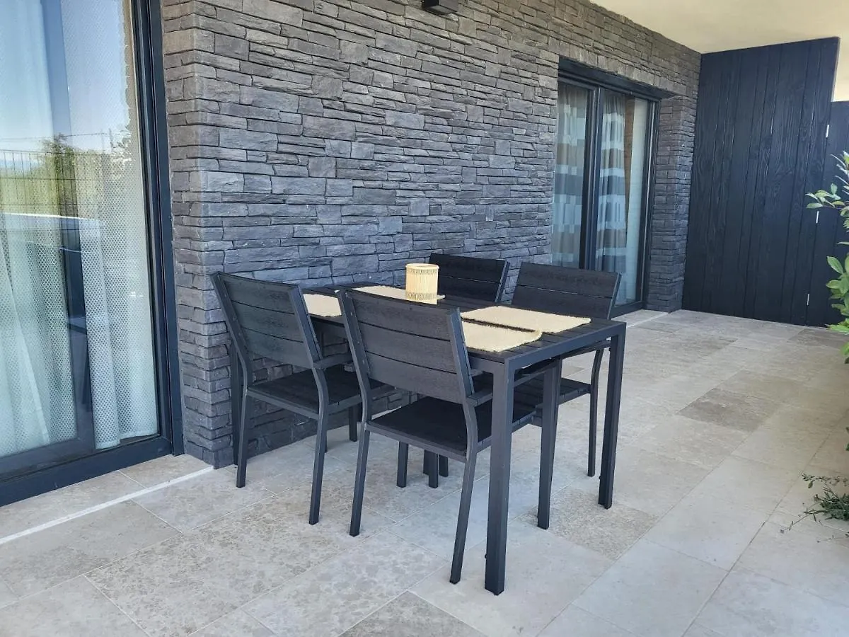Apartments With A Parking Space Turcic, Krk - 21603 Malinska