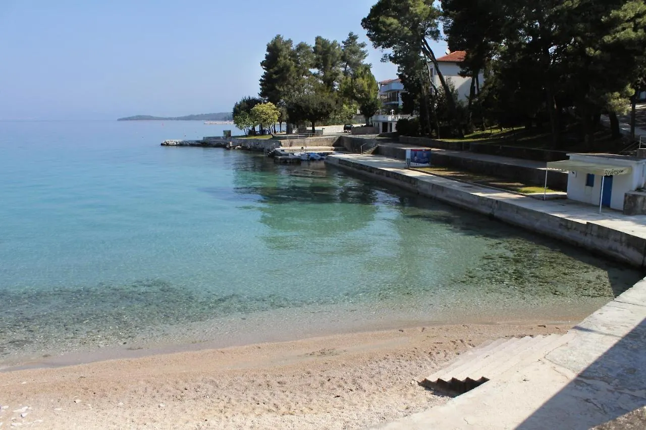 Apartments With A Parking Space Turcic, Krk - 21603 Malinska